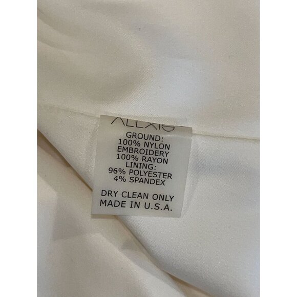 Alexis 'Jasmine Paneled Tas-sel Trim Shift Dress' Size XS Womens - White - Picture 3 of 10